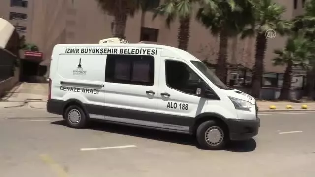 Son dakika haberi | Bıçaklanarak öldürülen 3 çocuk annesi kadının cenazesi toprağa verildi