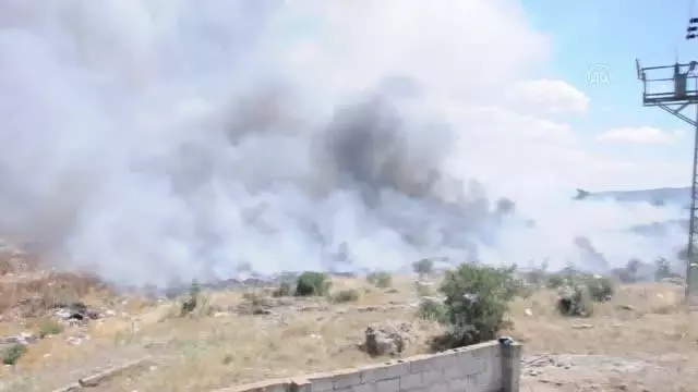 ÇANAKKALE - Makilik alanda etkili olan yangın kontrol altına alındı