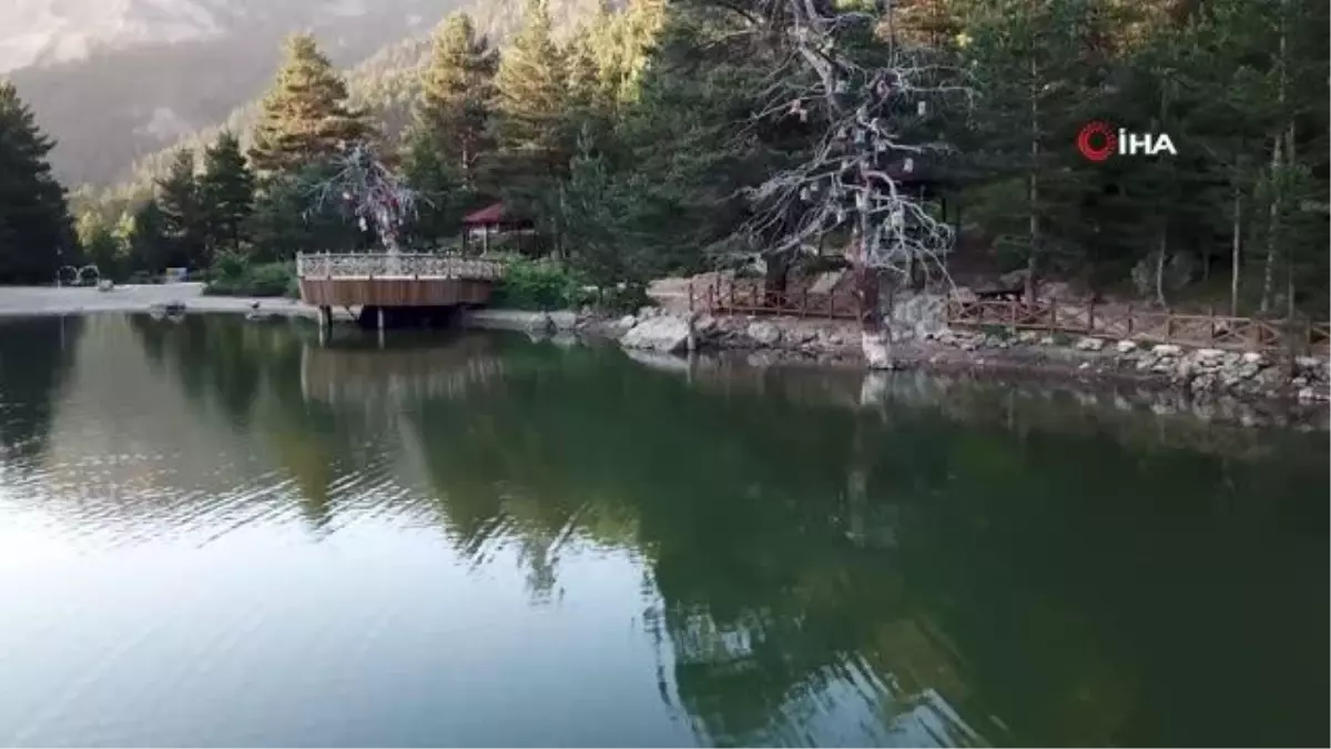 Doğa harikası Limni Gölüne ziyaretçi akını