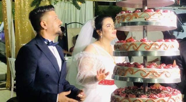 Filmlere konu olacak görüntüler! Termometre 47 dereceyi gösterince arabasıyla birlikte kendisini de yıkattı Filmlere konu olacak görüntüler! Termometre 47 dereceyi gösterince arabasıyla birlikte kendisini de yıkattı