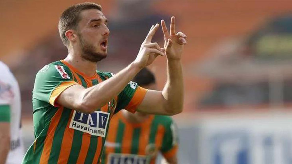 Galatasaray, Alanyaspor'da forma giyen Berkan Kutlu için resmi teklifi yaptı