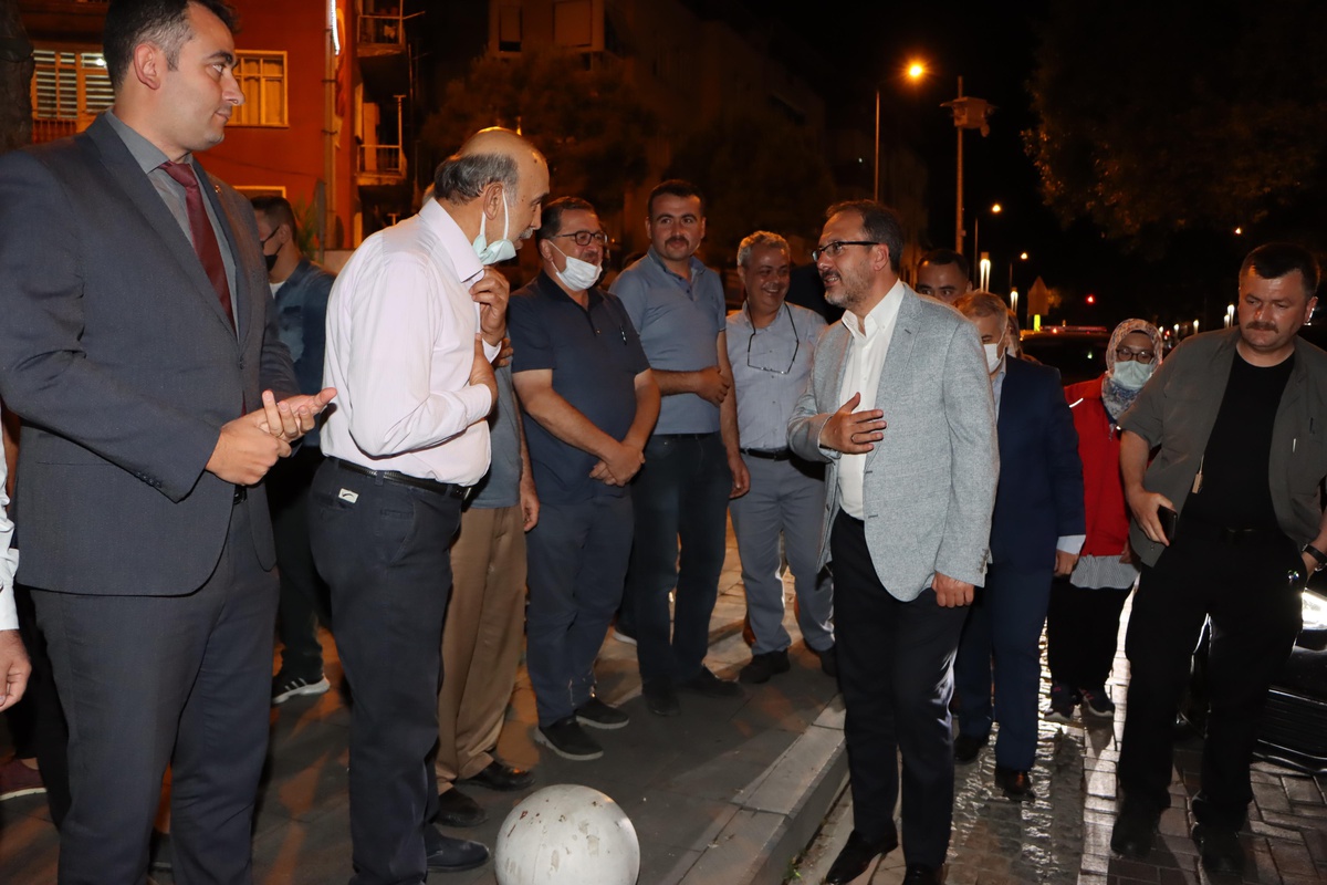 Son dakika gündem: Gençlik ve Spor Bakanı Kasapoğlu Kula'da incelemelerde bulundu