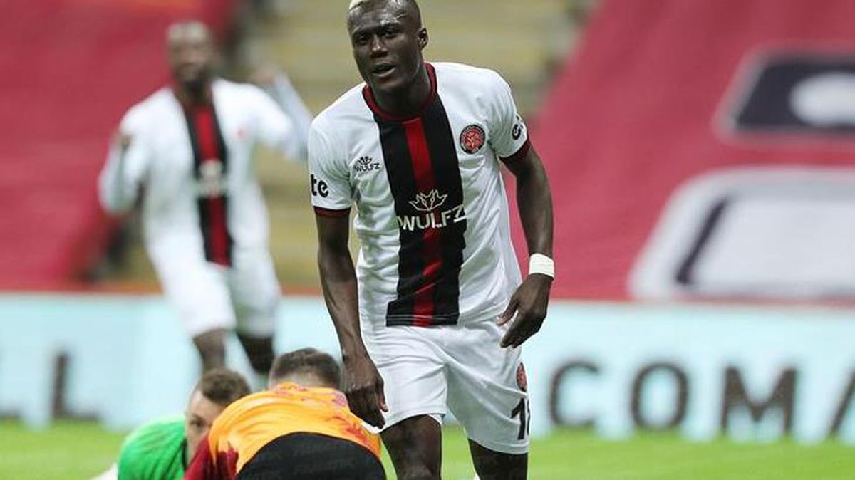 Galatasaray, geçen sezon Karagümrük'te fırtınalar estiren Ndao'ya teklif götürüyor