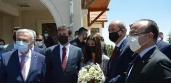 Arife: KKTC CUMHURBAŞKANI TATAR: KIBRIS'IN GERÇEKLERİNE GÖRE SİYASİ BİR ANLAŞMA İSTİYORUZ Arife: KKTC CUMHURBAŞKANI TATAR: KIBRIS'IN GERÇEKLERİNE GÖRE SİYASİ BİR ANLAŞMA İSTİYORUZ