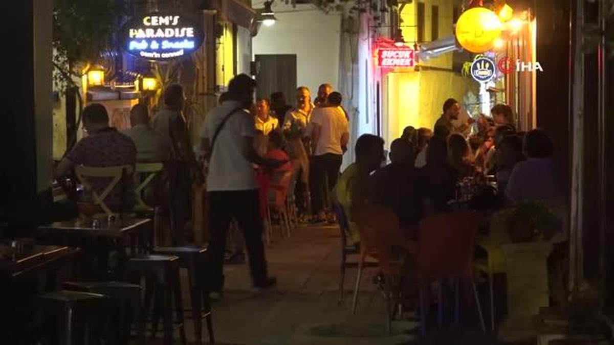 Kuşadası'nda eğlence tavan yaptı - Vimarsana News