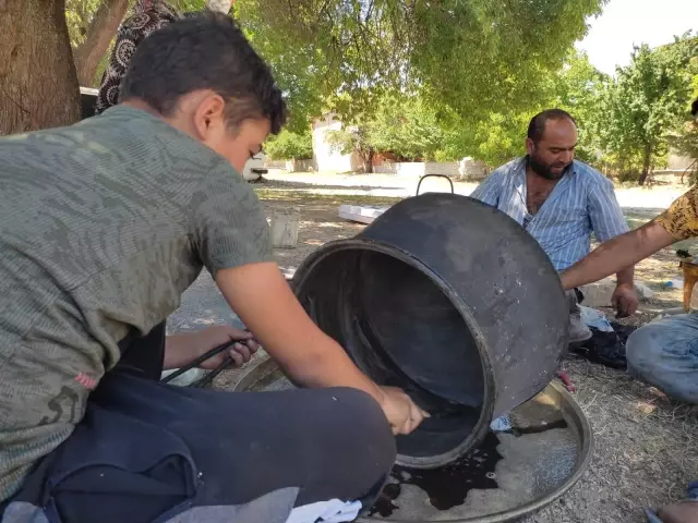 Şehir şehir gezen 31 yıllık kalaycı, mesleğini yaşatmaya çalışıyor