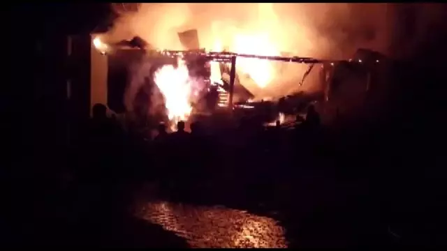 Yangın sırasında tüp patladı: 3 kişi yaralandı