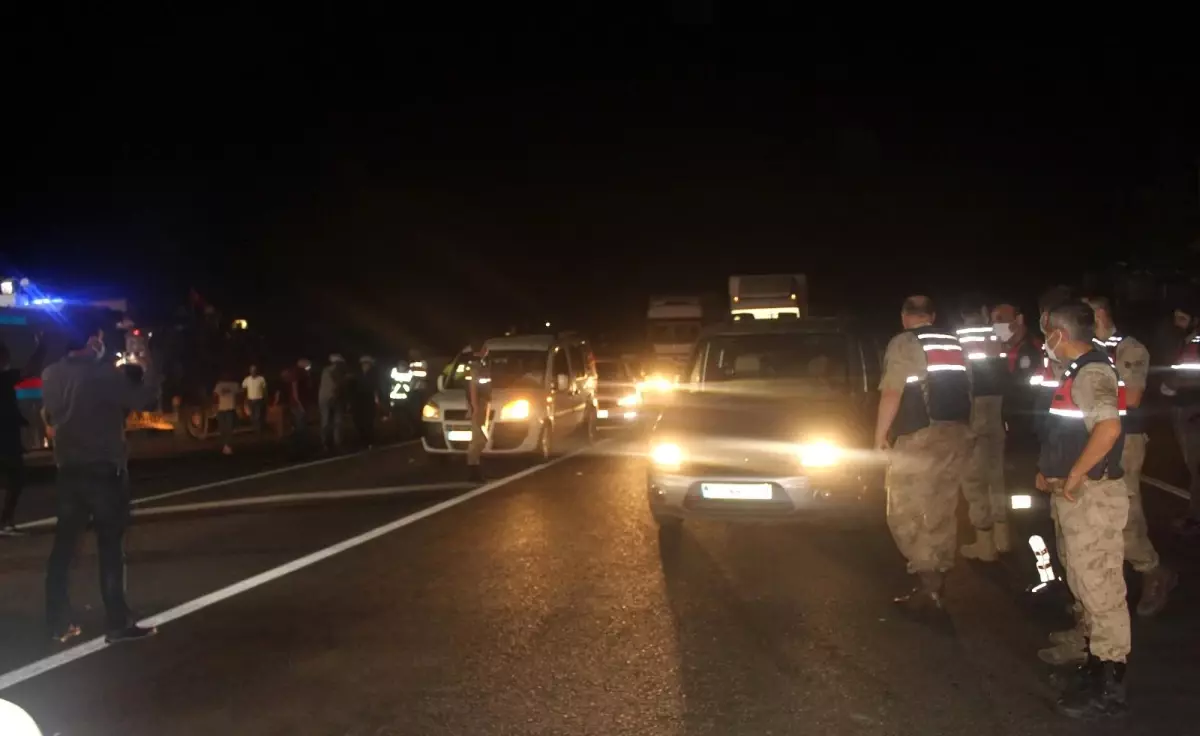 Adıyaman'da kapalı olan yol 12 saat sonra açıldı