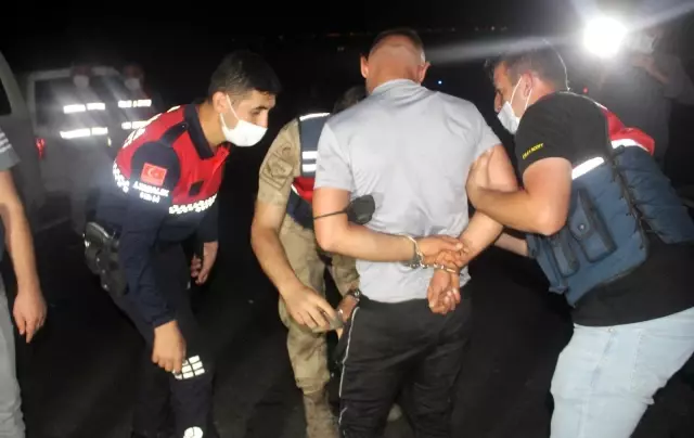 Adıyaman'da kapalı olan yol 12 saat sonra açıldı