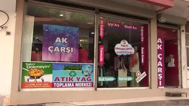 AK Parti Osmancık Kadın Kolları, ihtiyaç sahiplerinin ücretsiz yararlanacağı 'giyim mağazası' açtı AK Parti Osmancık Kadın Kolları, ihtiyaç sahiplerinin ücretsiz yararlanacağı 'giyim mağazası' açtı