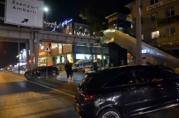 Son dakika haberi: AVCILAR'DA TRAFİK KAZASI 2 YARALI