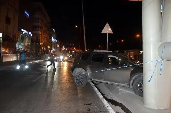 Son dakika haberi: AVCILAR'DA TRAFİK KAZASI 2 YARALI