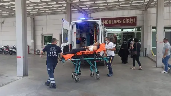 Son dakika haberi: BOŞANMA AŞAMASINDAKİ AİLELERİN KAVGASINDA ÇOCUKLAR DA YARALANDI: 6 YARALI Son dakika haberi: BOŞANMA AŞAMASINDAKİ AİLELERİN KAVGASINDA ÇOCUKLAR DA YARALANDI: 6 YARALI