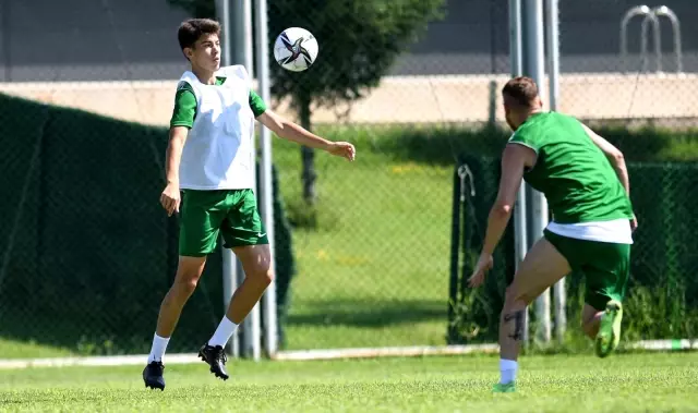 Bursaspor'da çalışmalar tempolu devam ediyor