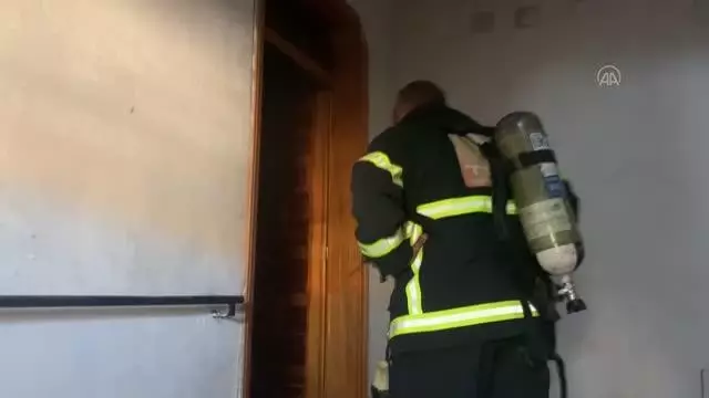 Depo yangını söndürüldü