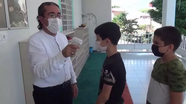 Kur'an kurslarında yüz yüze eğitim başladı