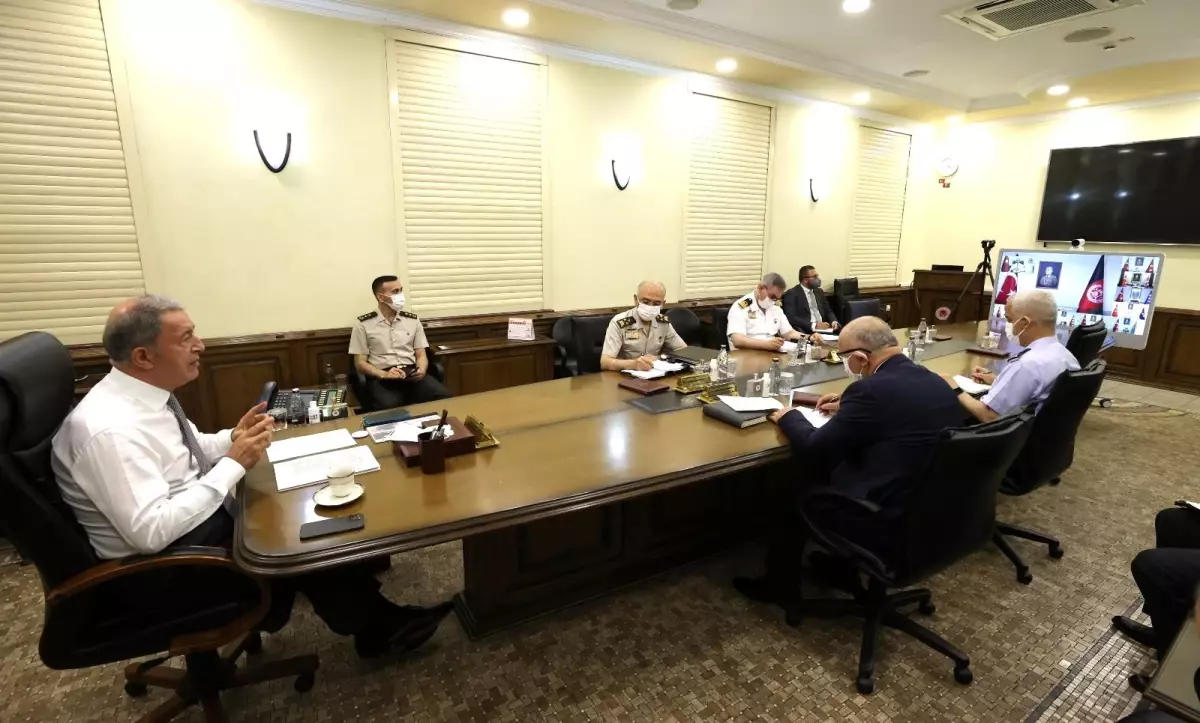 Son dakika haberi... Milli Savunma Bakanı Akar'dan, video telekonferans yöntemiyle toplantı
