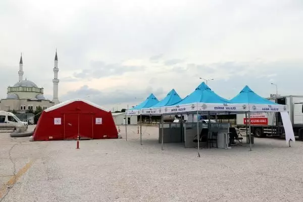 Mobile vaccination center for 'expatriates' at Kapikule Border Gate