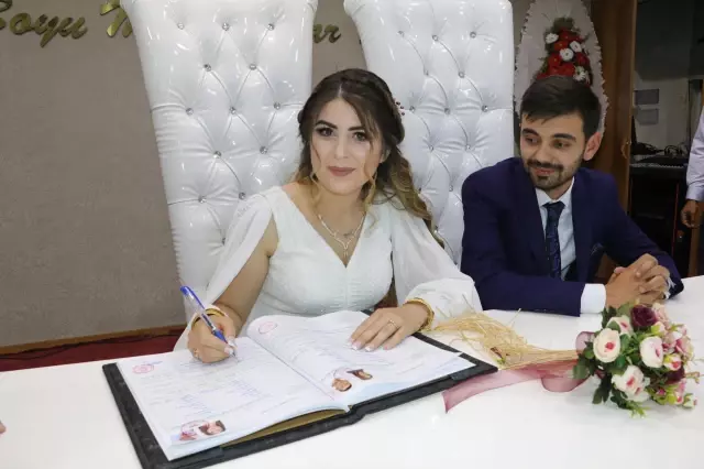 Yozgat'ta normalleşme döneminin başlamasıyla nikah ve düğünlerde yoğunluk arttı