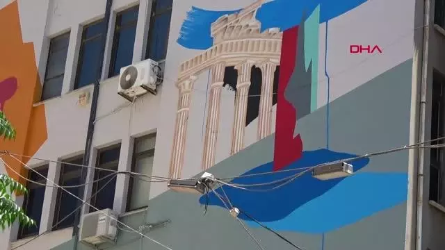 ANTALYA'NIN DUVARLARI SANATÇILARIN ÇİZDİKLERİ RESİMLERLE RENKLENDİ ANTALYA'NIN DUVARLARI SANATÇILARIN ÇİZDİKLERİ RESİMLERLE RENKLENDİ