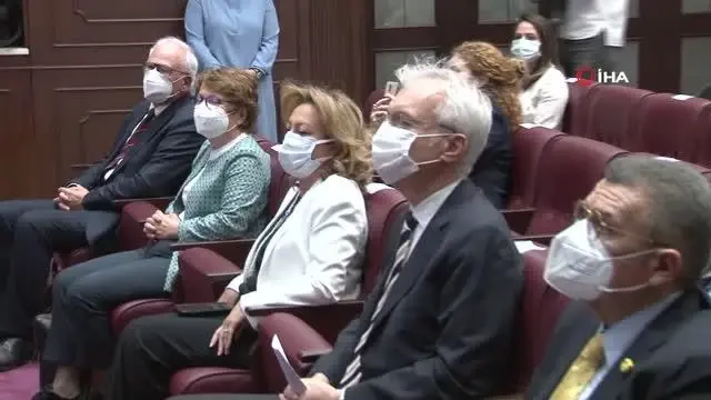 Bakan Yardımcısı Yavuz: 'Türkiye'nin toplam istihdamı içerisinde kültür endüstrilerinin payı yüzde 4,34'tür' Bakan Yardımcısı Yavuz: 'Türkiye'nin toplam istihdamı içerisinde kültür endüstrilerinin payı yüzde 4,34'tür'