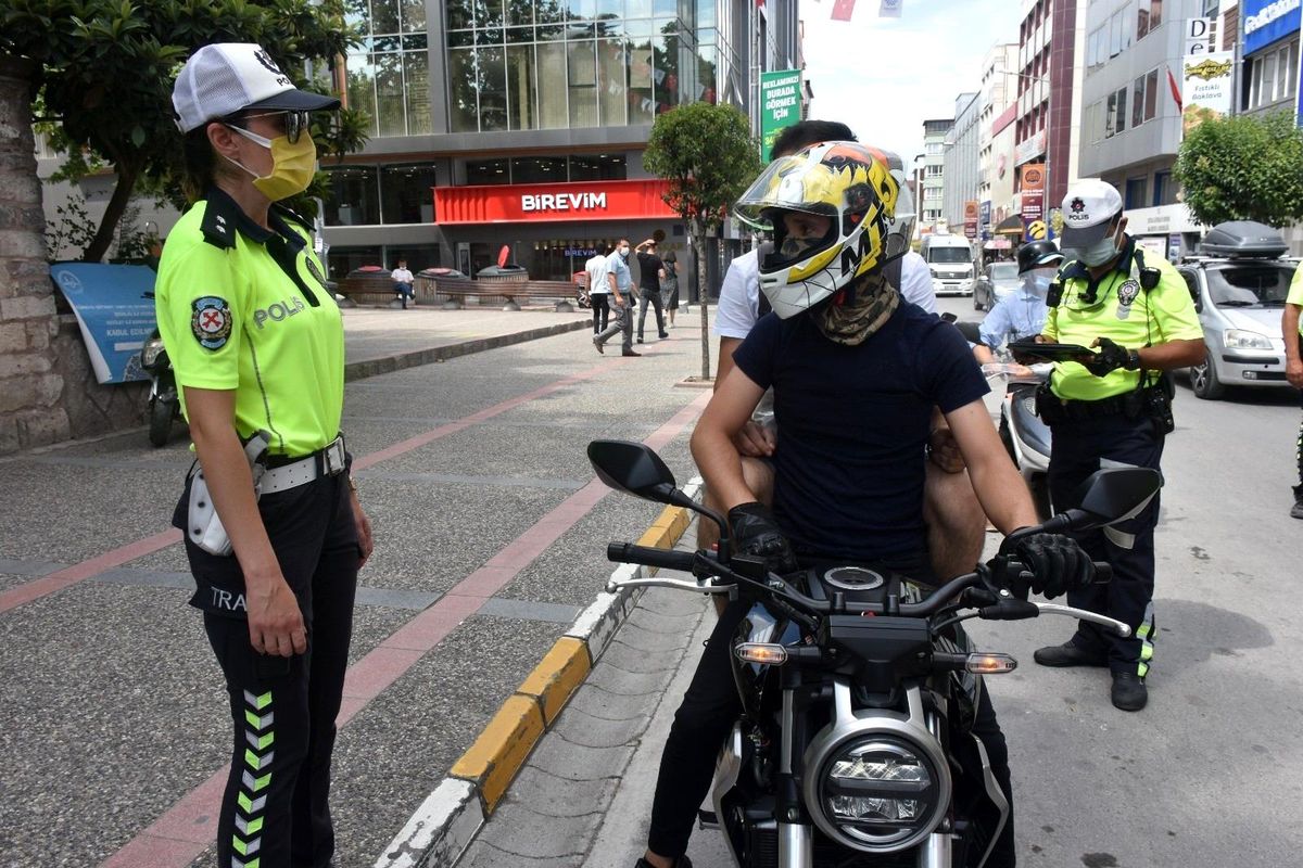 Balıkesir polisinden motosiklet denetimi