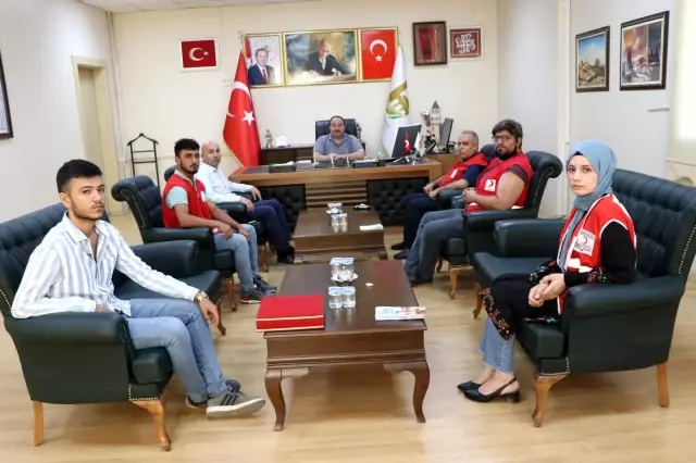 Belediye başkanı Kızılay'a 4 kurban bağışladı