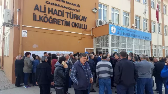 Bulgaristan seçimleri için sandık sayısı arttırıldı, seçmene kolaylık sağlandı- BAL-GÖÇ Genel Başkanı Veli Öztürk: - Bulgaristan seçimleri için bir...