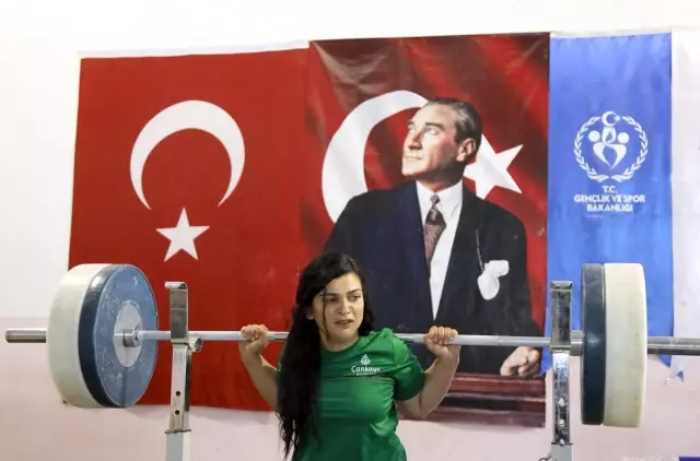 Çankayalı sporcu Gülistan Özdemir'in Dünya Şampiyonası'na uzanan peri masalı