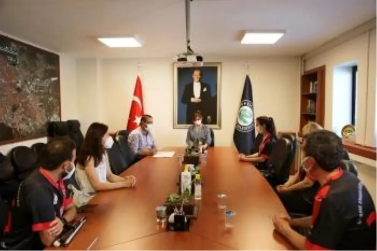 Eskişehir Görme Engelliler Spor Kulübü'nden Büyükşehir'e Ziyaret