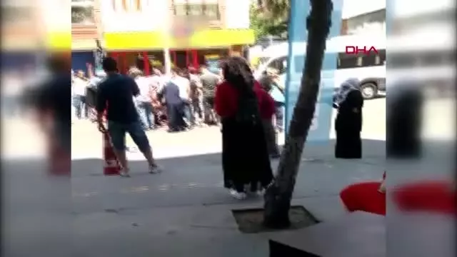 Son dakika haberleri... İSTANBUL ? ESENYURT'TA PİKABIN ÇARPTIĞI ÇOCUK HAYATINI KAYBETTİ
