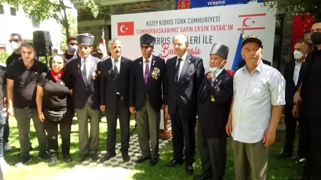 KKTC Cumhurbaşkanı Tatar, Diyarbakır'da Kıbrıs Gazileri ile bir araya geldi