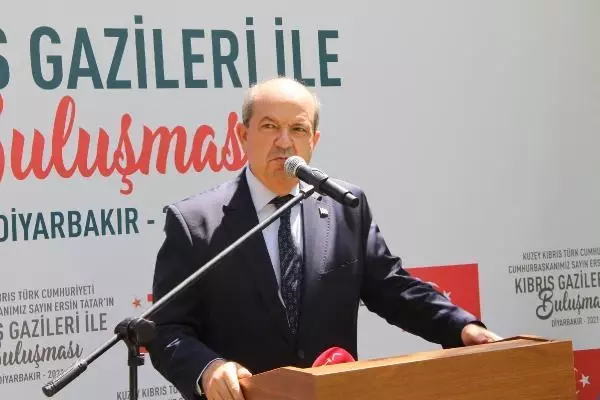 KKTC CUMHURBAŞKANI TATAR KIBRIS GAZİLERİYLE BİR ARAYA GELDİ