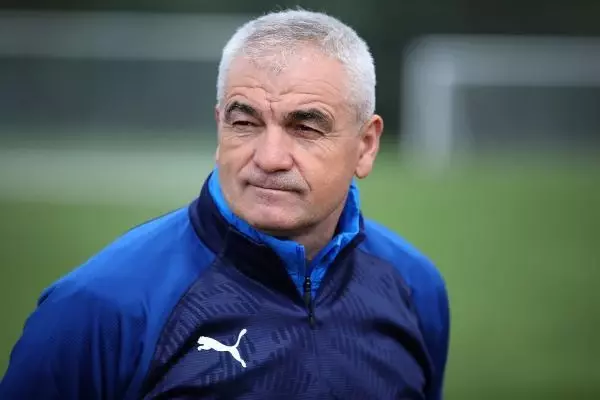 SPOR Rıza Çalımbay: Avrupa ve Lig yarışında yine istikrar yakalamak istiyoruz