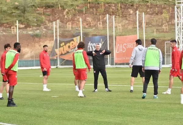SPOR Samsunspor kamp için Kayseri Yüksek İrtifa Kamp Merkezi'nde