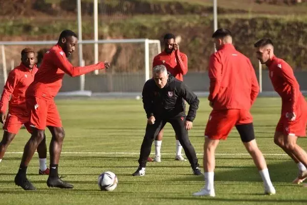 SPOR Samsunspor kamp için Kayseri Yüksek İrtifa Kamp Merkezi'nde