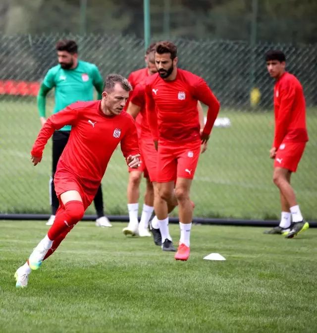 Sivasspor'da hazırlıklar Gerede'de devam ediyor