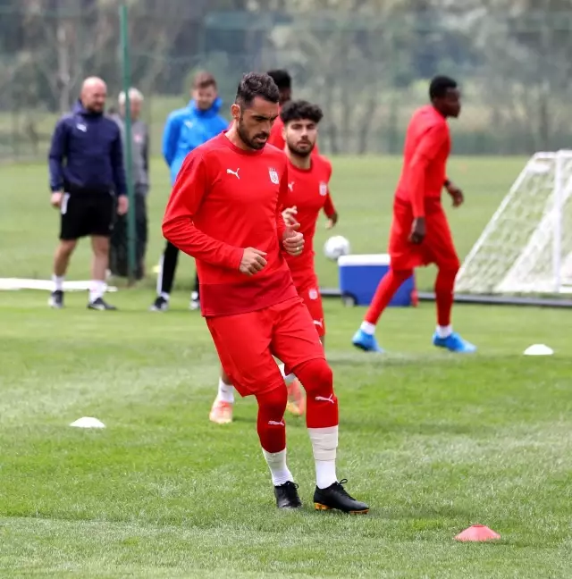 Sivasspor'da hazırlıklar Gerede'de devam ediyor