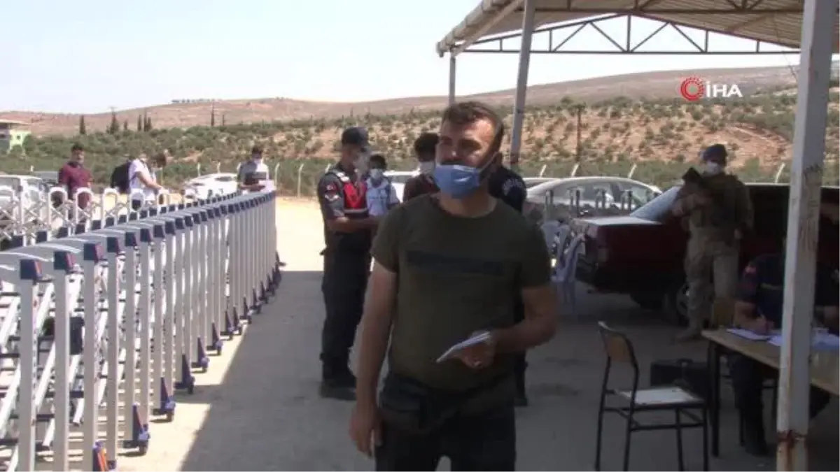 Suriyelilerin bayram yolculuğu başladı