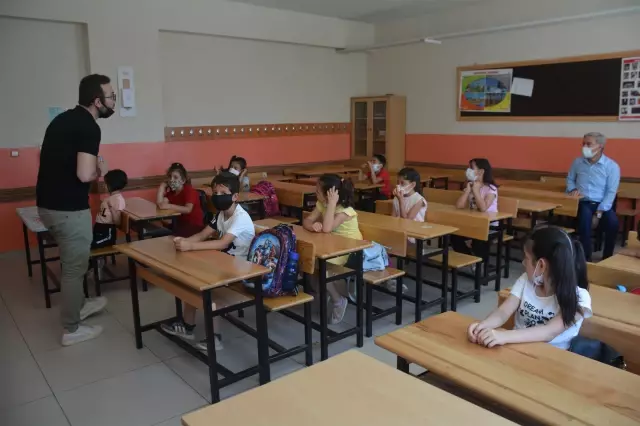 Tatvan'da 'Telafide Ben de Varım' programı başladı