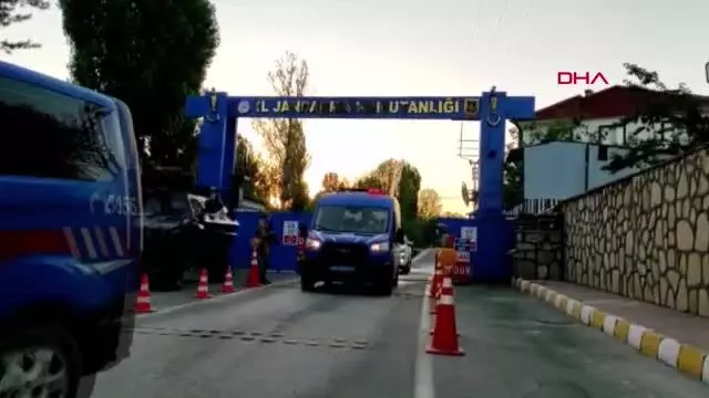 VAN'DA PKK'YA YARDIM VE YATAKLIK SUÇUNDA 6 KİŞİ YAKALANDI VAN'DA PKK'YA YARDIM VE YATAKLIK SUÇUNDA 6 KİŞİ YAKALANDI