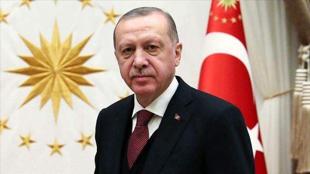 12. Cumhurbaşkanı kimdir? Türkiye'nin 12. On İkinci Cumhurbaşkanı kimdir? 12. Cumhurbaşkanı ismi, kariyeri ve biyografisi!