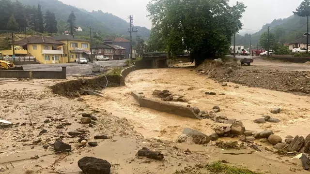 Son dakika haberi | 2 yıl önce sel vuran Esmahanım köyünü yine sel vurdu