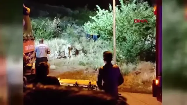ANKARA-KUYUYA DÜŞEN 65 YAŞINDAKİ KADINI İTFAİYE EKİPLERİ KURTARDI ANKARA-KUYUYA DÜŞEN 65 YAŞINDAKİ KADINI İTFAİYE EKİPLERİ KURTARDI