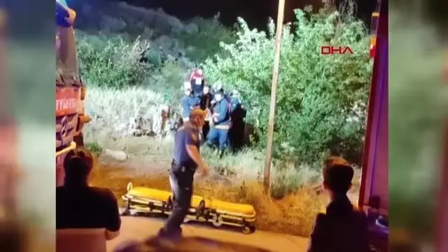 ANKARA-KUYUYA DÜŞEN 65 YAŞINDAKİ KADINI İTFAİYE EKİPLERİ KURTARDI