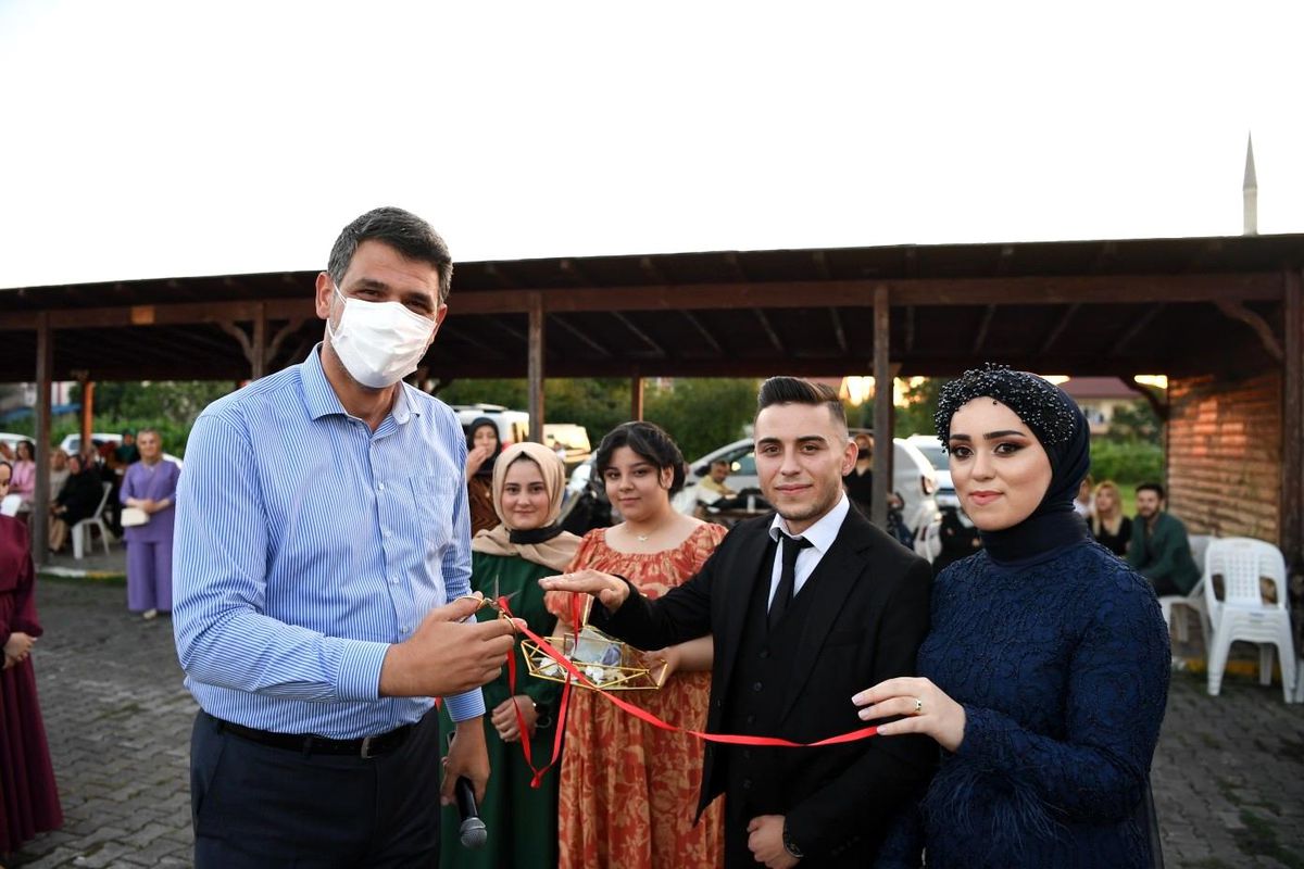 Başkan Kocaman, çiftlerin nikahını kıydı