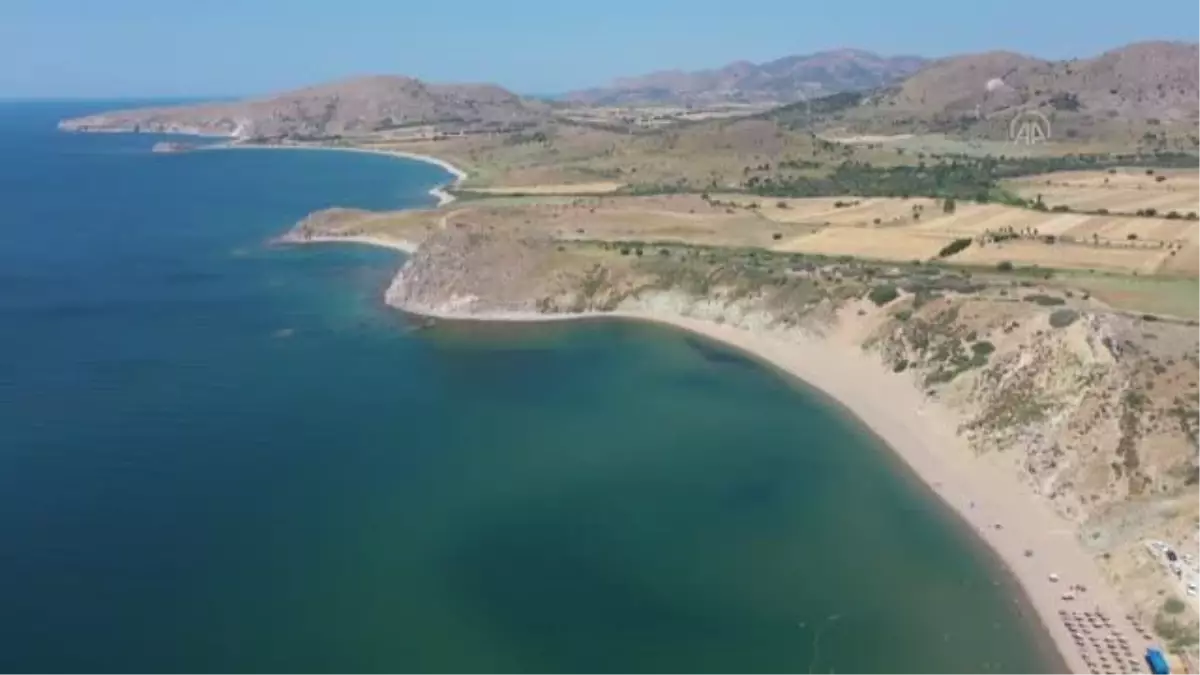 ÇANAKKALE - Müsilaj Türkiye'nin en büyük adası Gökçeada'nın kıyılarında büyük ölçüde etkisini yitirdi
