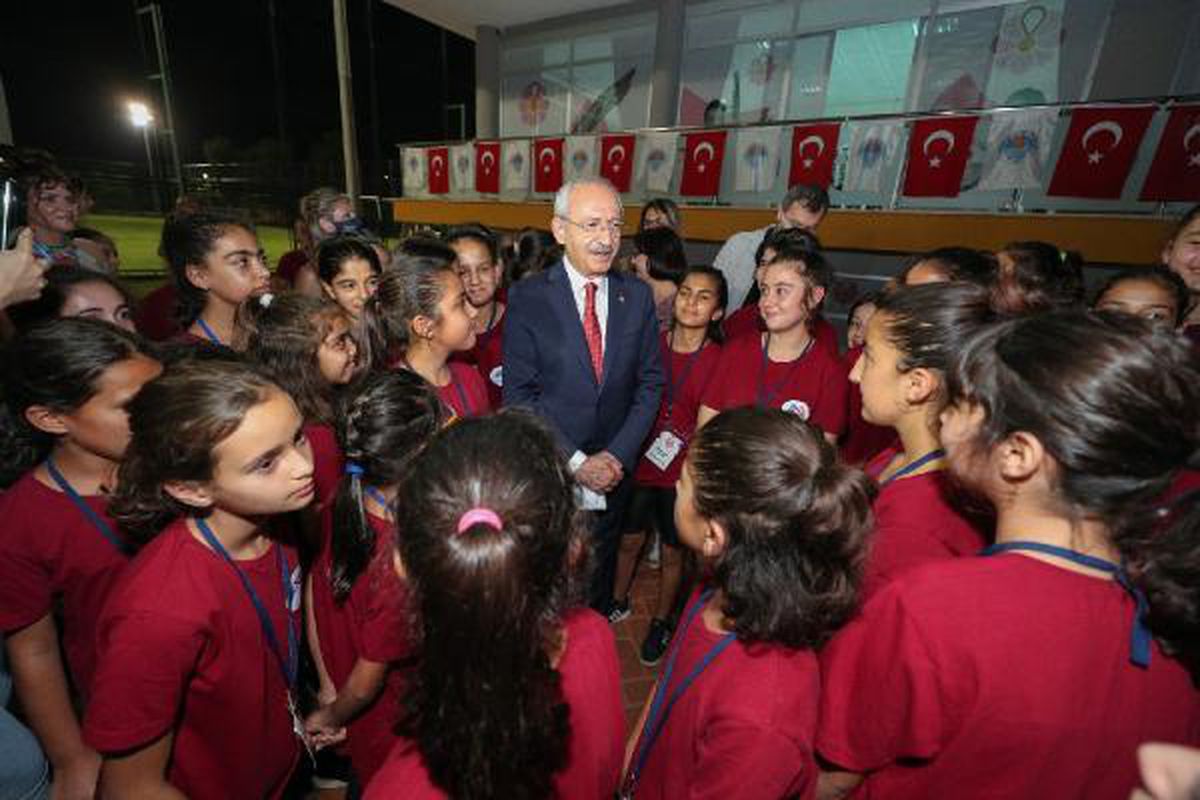 CHP lideri Kılıçdaroğlu Mersin'de
