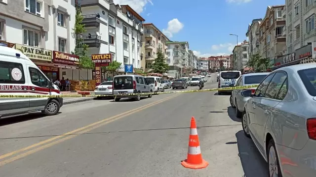 Cinnet getiren kadın, kızını ve iki torunu silahla vurdu