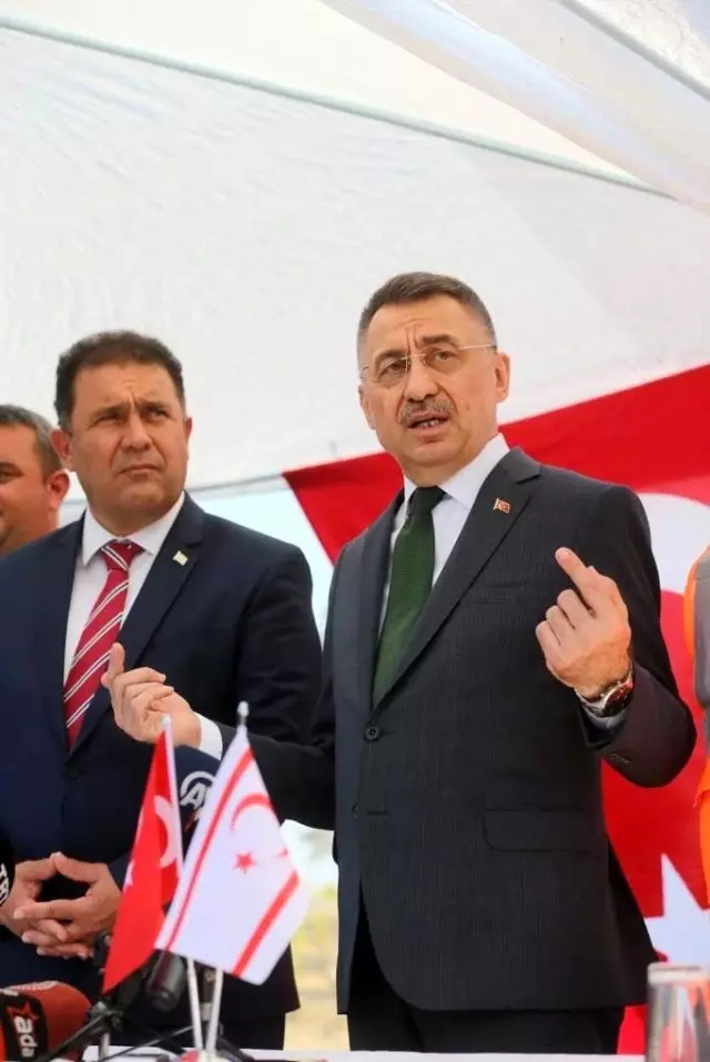 Cumhurbaşkanı Yardımcısı Oktay, KKTC'deki Kuzey Çevre Yolu'nda incelemelerde bulundu